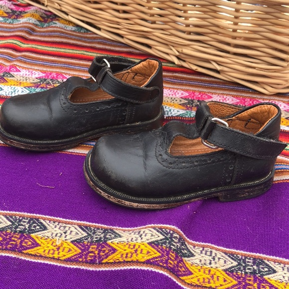 Mikoleon May Janes - Picture 7 of 9